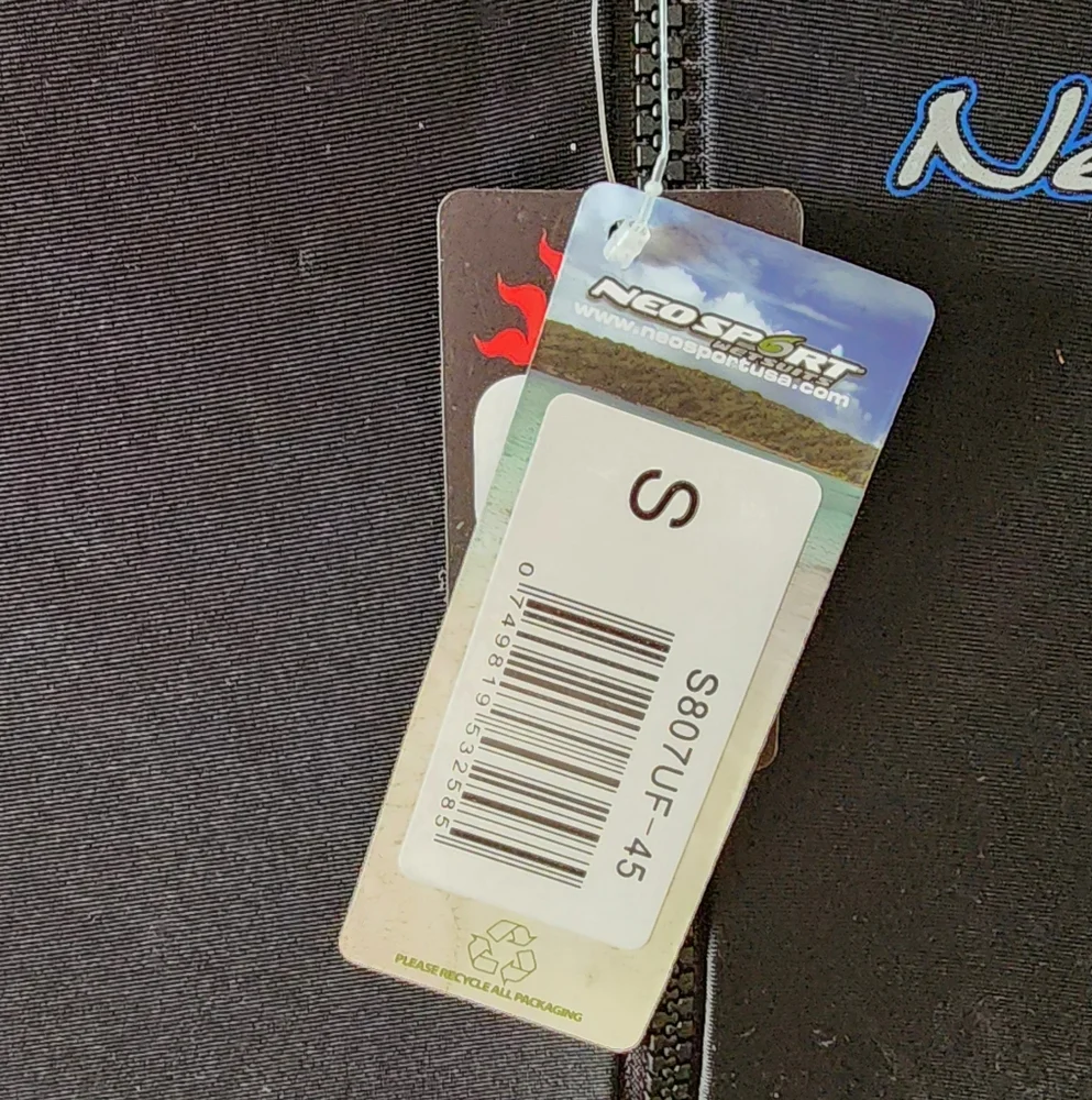 NWT Neosport Wer Suit‎ Kids